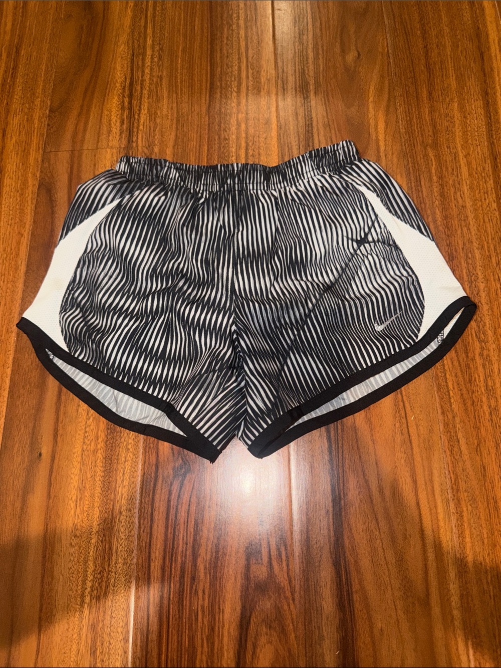 Nike Black & White Girls' Running Shorts